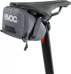 Evoc - Sacoche De Selle "Tour" 0,7L -France Accessoires Vélo Soldes Boutique evoc sacoche de selle tour 700 ml montee 3840x2160