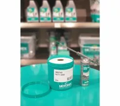 Motorex - Bike Grease Gun - Pistolet à Graisse -France Accessoires Vélo Soldes Boutique motorex bike grease gun 2 3840x2160